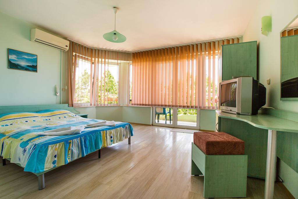 Guest House ,, Ekaterina" Несебр Экстерьер фото