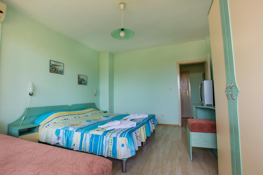Guest House ,, Ekaterina" Несебр Экстерьер фото