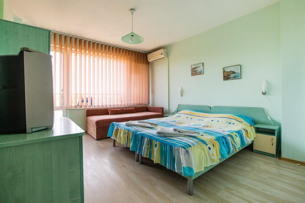 Guest House ,, Ekaterina" Несебр Экстерьер фото